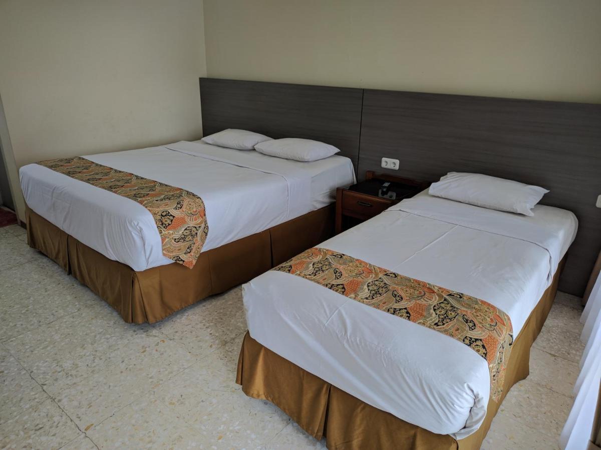 Hotel Pondok Asri Тавангмангу Экстерьер фото